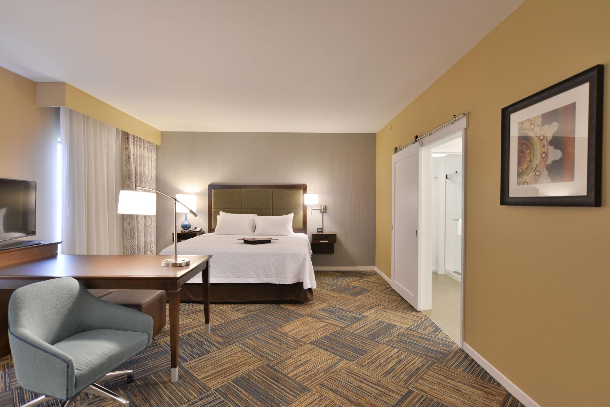 Hampton Inn & Suites Chippewa Falls Exterior photo